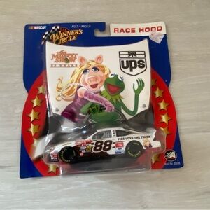 NEW VINTAGE Dale Jarrett #88 Muppet Show Race Hood Die Cast 1:43 Sealed 2002